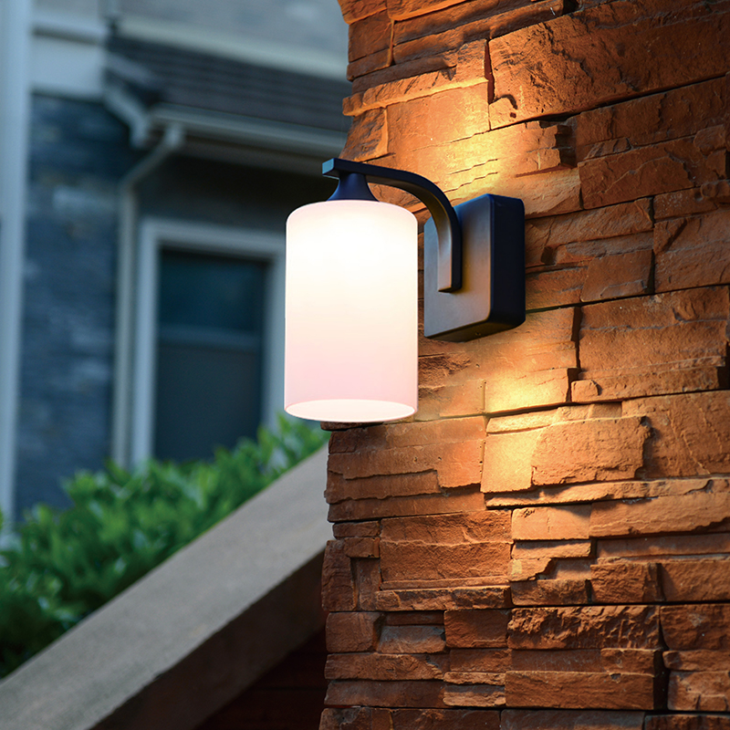 Curved Arm Outdoor Aluminium Wall Light 5771 Curved Arm Outdoor Aluminium Wall Light 5771